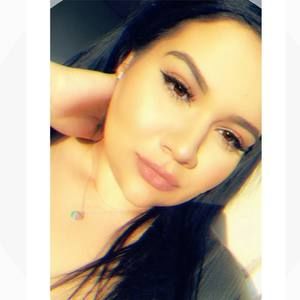 Meet your Posher, Kayla